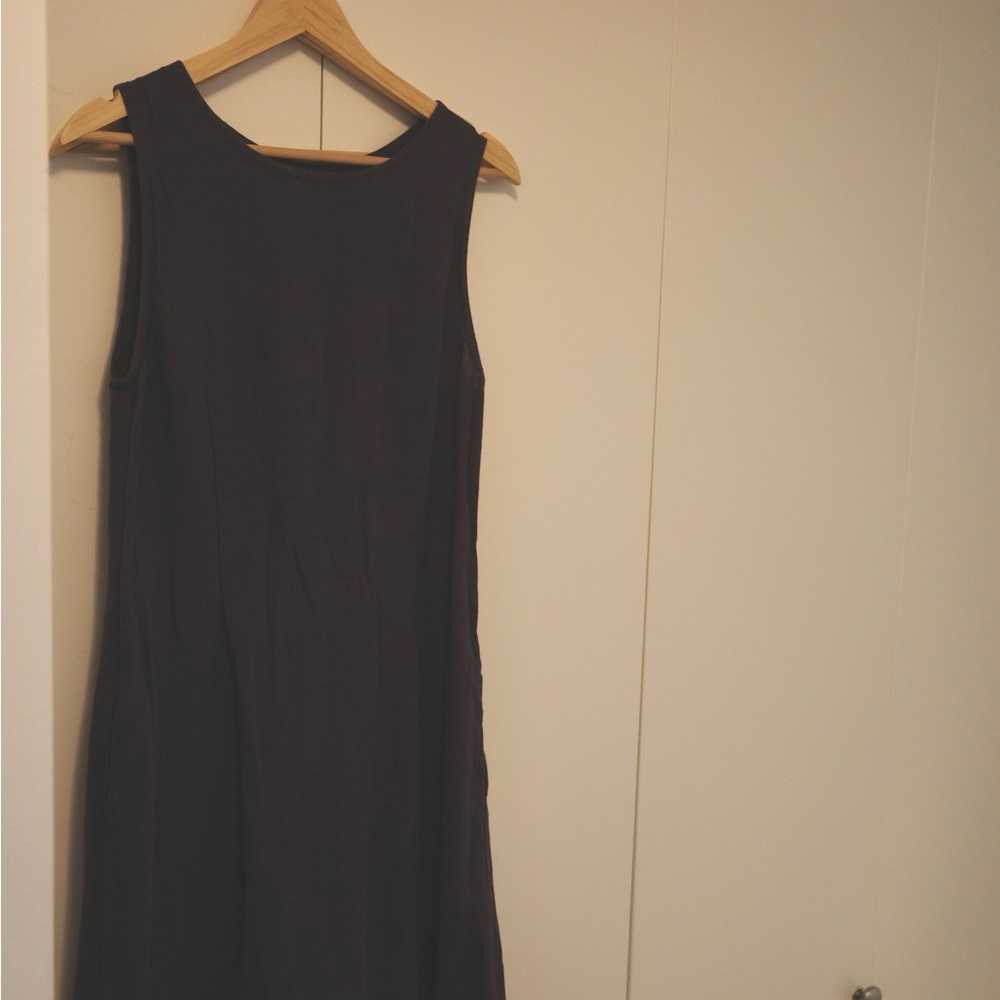 notPERFECTLINEN Black Halter Maxi Sundress